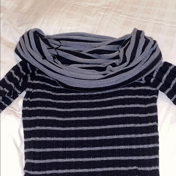 Guess Sweater dress - Picture 4 of 5